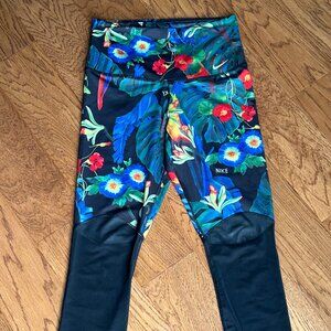 Size M Floral/Tropical Nike Leggings